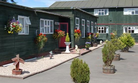 Scottish Equi B&B Lanark Bagian luar foto